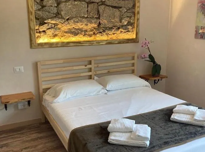 Oda ve Kahvaltı Il Gallo Baveno